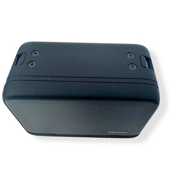 Insta360 GO 3S Ultimate Bundle Midnight Black 128GB - Picture 3 of 16